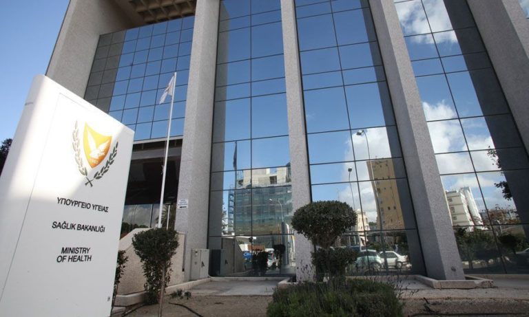 Κύπρος: Ακυρώθηκε η μεταφορά τρίχρονου παιδιού στο εξωτερικό για επέμβαση – Ανεμβολίαστοι οι γονείς του