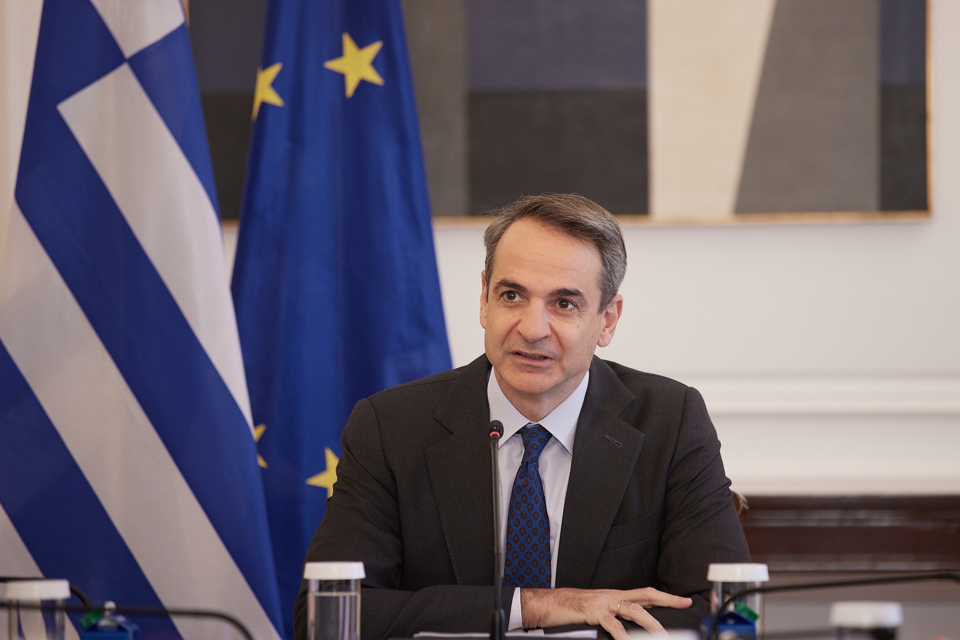 Συνεδρίαση του Υπουργικού υπό τον πρωθυπουργό – Στην Κρήτη το απόγευμα για τη συνάντηση του ΕΛΚ