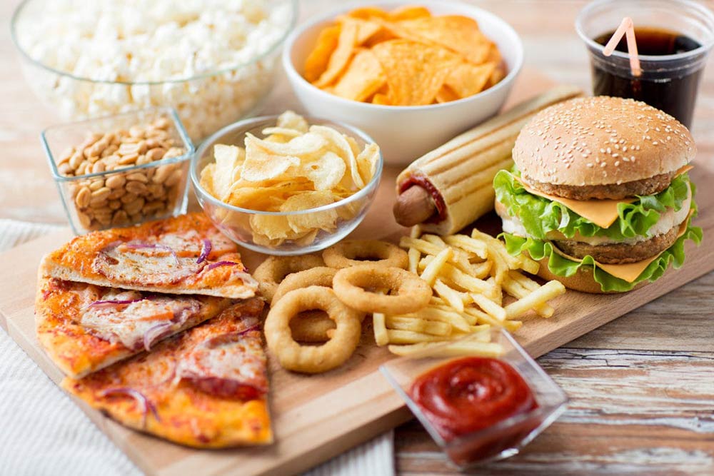 Οι διατροφολόγοι προειδοποιούν ότι αυτές είναι οι πιο ανθυγιεινές τροφές