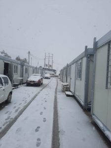 Το πέρασμα της “Ελπίδας” από την Κρήτη – Κλειστά σχολεία, χιόνι και τσουχτερό κρύο (βίντεο)
