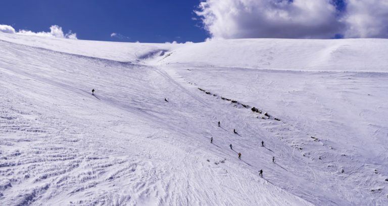 Δήμου Νάουσας: Υπεγράφη η σύμβαση μακροχρόνιας εκμίσθωσης του Χιονοδρομικού Κέντρου «3-5 Πηγάδια»