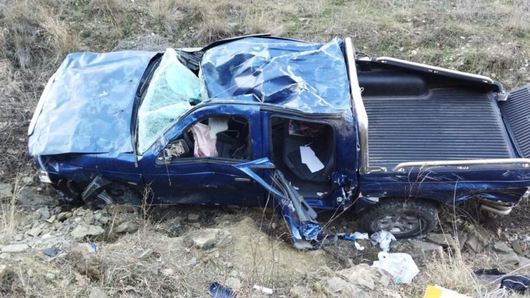 Ιωάννινα: Έπεσαν με αυτοκίνητο σε χαράδρα 60 μέτρων αλλά σώθηκαν