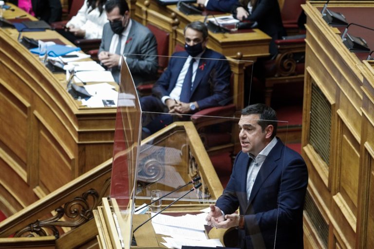 Δ. Μαύρος στο Πρώτο: Σχεδόν αποκλείω το ενδεχόμενο να θέλει η κυβέρνηση να “πηδήξει” από το τρένο, γιατί βλέπει μια “καταστροφή”  (audio)