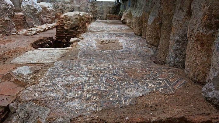 ΣτΕ: «Ναι» στη συνέχιση της απομάκρυνσης αρχαιοτήτων στη Βενιζέλου