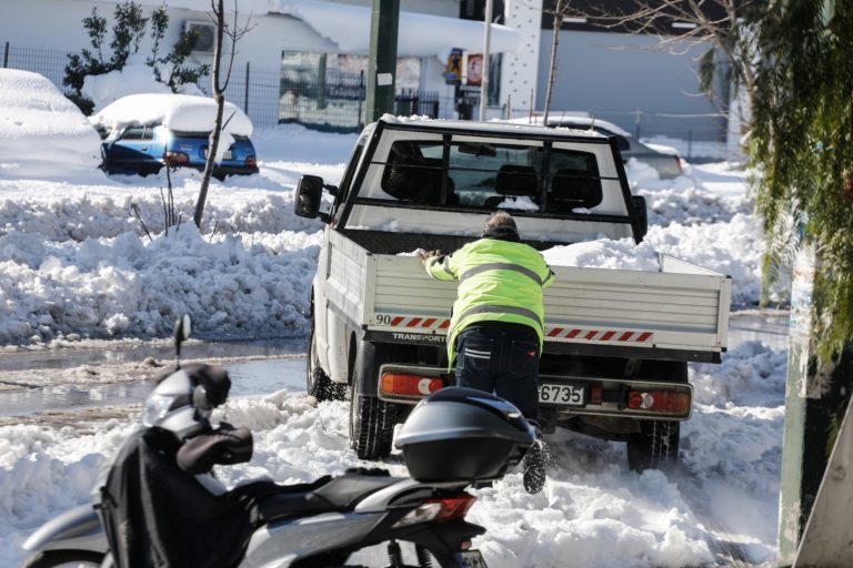 Προβλημάτων συνέχεια και χωρίς την «Ελπίδα» (Live)