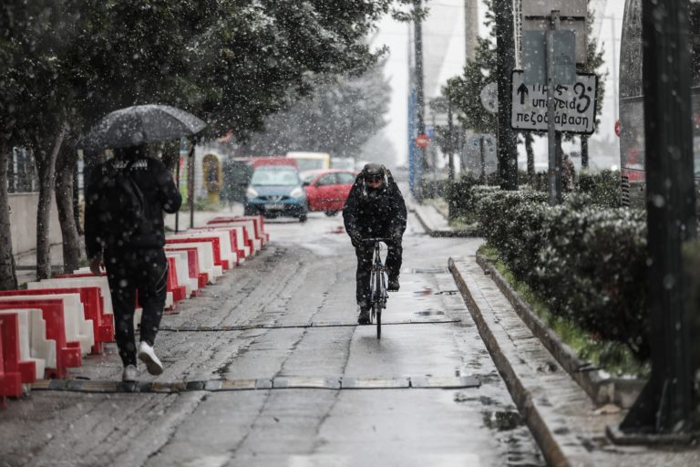 Υπ. Εργασίας – Κακοκαιρία “Ελπίδα”: Υπενθύμιση για υποχρεώσεις των επιχειρήσεων και δικαιώματα των εργαζομένων