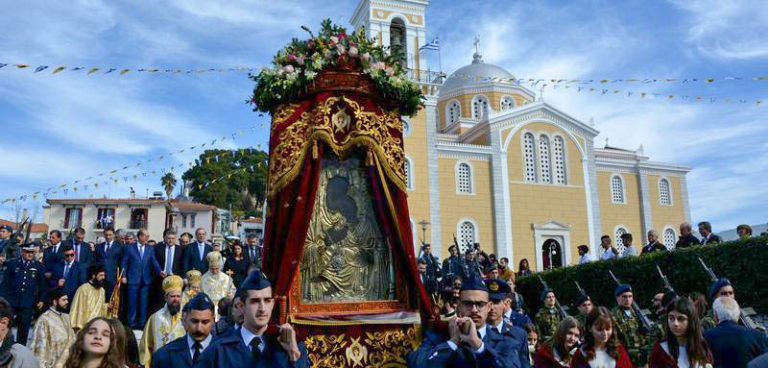 Καλαμάτα: Με λαμπρότητα εορτάζει την Πολιούχο της “Παναγία Υπαπαντή”