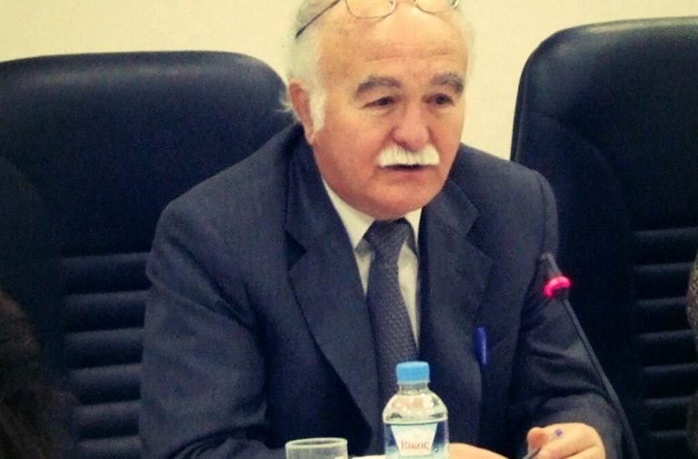 Ψηφίσματα Περιφέρειας και Δήμου Ιωαννιτών για τον θάνατο του Κωνσταντίνου Πέτσιου