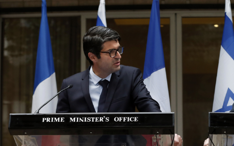 Πατρίκ Μεζονάβ: Υπέρ της ελληνικής θέσης για το σχέδιο του East Med ο πρέσβης της Γαλλίας