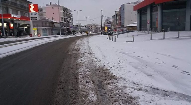 Με αλυσίδες η κυκλοφορία στους ορεινούς δρόμους της Κορινθίας