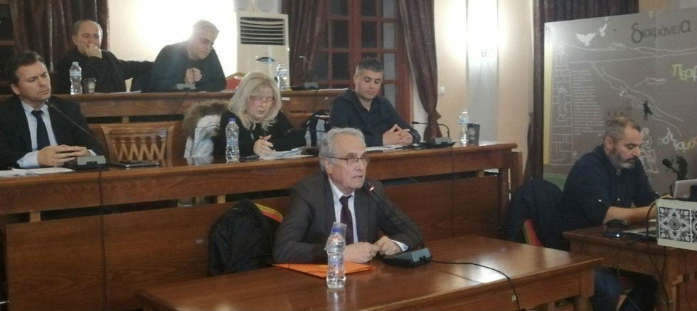 Ζάκυνθος: Ο Δήμαρχος αποφάσισε να απέχει από τα Δημοτικά συμβούλια – Ποιες κυρώσεις προβλέπονται