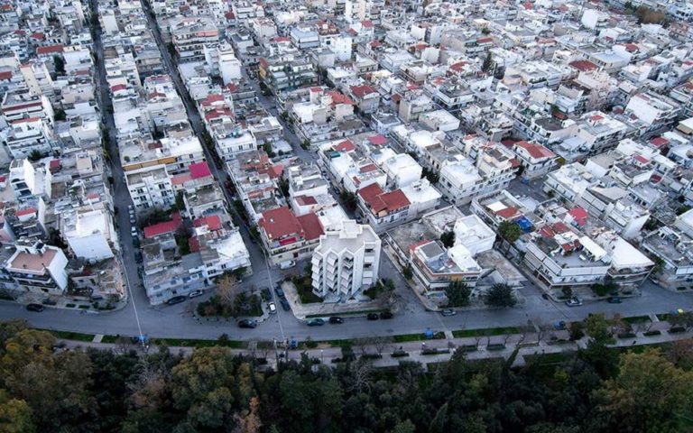 ΠΟΜΙΔΑ: Πόσο θα ωφεληθούν οι ιδιοκτήτες ακινήτων από την μείωση του ΕΝΦΙΑ (video)