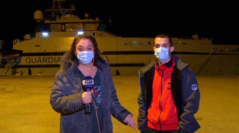 Euroferry Olympia: «Ψάχνω πληροφορίες από τους ρεπόρτερ» – Ήρθε από τη Βουλγαρία αναζητώντας τον πατέρα του στο φλεγόμενο πλοίο (video)