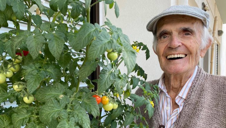 Καλαμάτα: «Έφυγε» απ’ τη ζωή ο ιστορικός πρόεδρος του Μεσσηνιακού Ερασιτεχνικού Θεάτρου Θεόδωρος Σινάνης