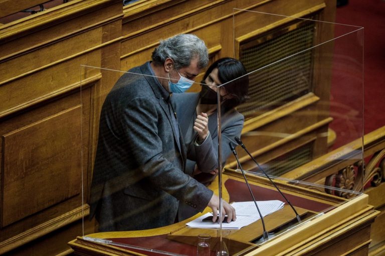 ΝΔ προς ΚΙΝΑΛ: Ίσες αποστάσεις σημαίνουν ταύτιση με τον Πολακισμό του ΣΥΡΙΖΑ
