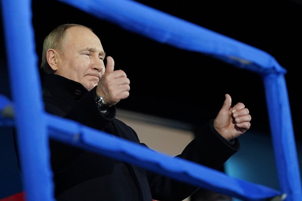 Ανάλυση Guardian: Γιατί ο Πούτιν απειλεί την Ουκρανία και τι απαιτεί για να μην τραβήξει τη σκανδάλη