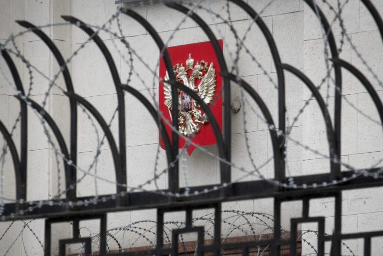 Ουκρανικές υπηρεσίες πληροφοριών: «Mαζική επίθεση ψυχολογικού πολέμου» από τη Ρωσία