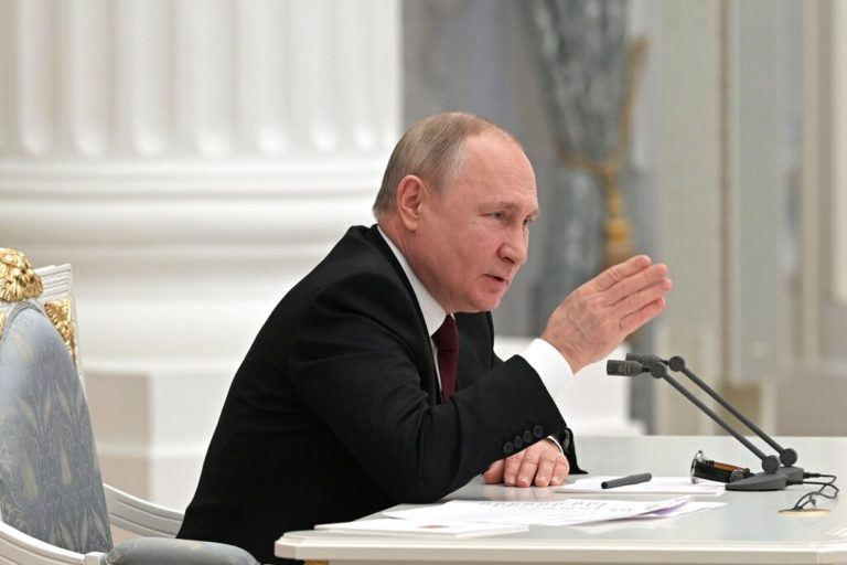 ΗΠΑ: Ταφόπλακα στις συμφωνίες του Μινσκ η αναγνώριση των Ντονέτσκ και Λουγκάνσκ από τον Πούτιν