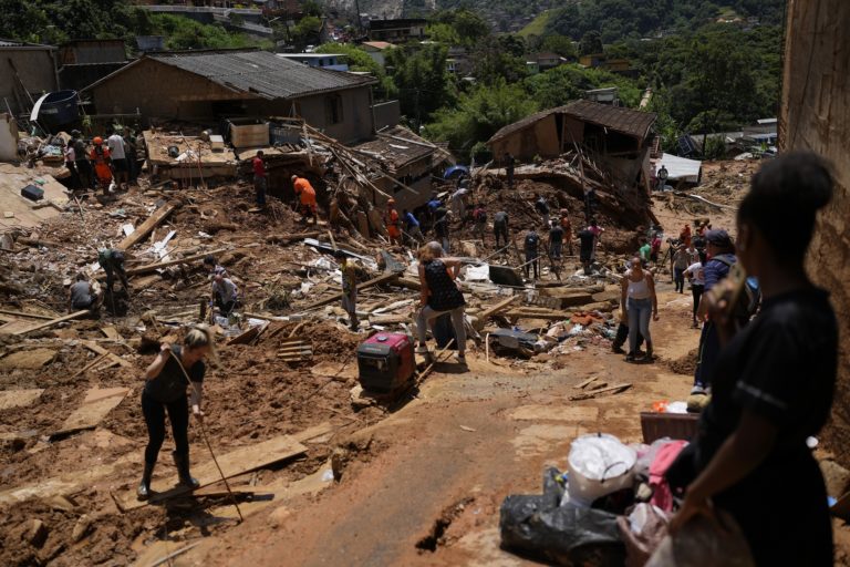 Βραζιλία: Επιβεβαιώνεται ο βαρύς απολογισμός των θυμάτων από τις πλημμύρες – Στους 186 οι νεκροί δεκάδες οι αγνοούμενοι