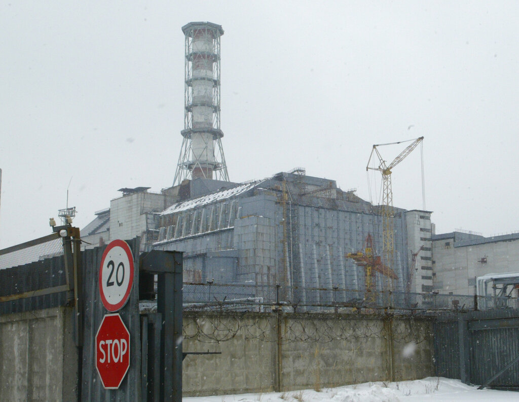 Ρώσοι στρατιώτες επιχειρούν να καταλάβουν το εργοστάσιο του Τσέρνομπιλ