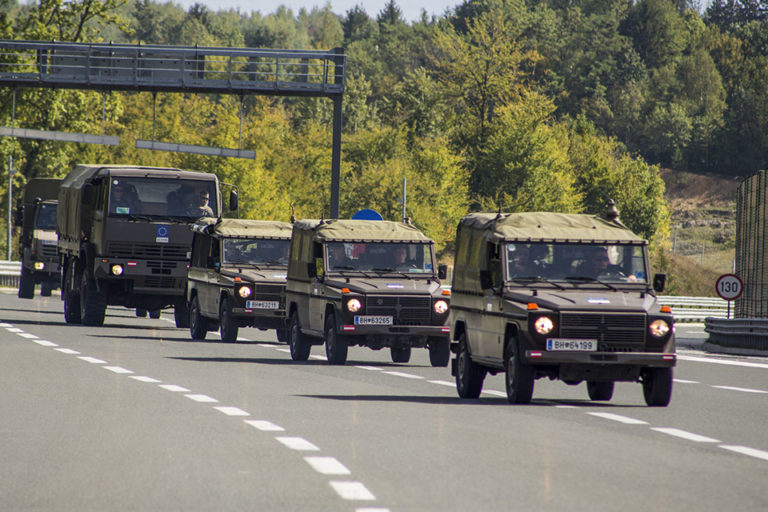 Η ΕΕ αυξάνει την αποστολή της EUFOR στη Βοσνία-Ερζεγοβίνη εξαιτίας της εισβολής των Ρώσων στην Ουκρανία