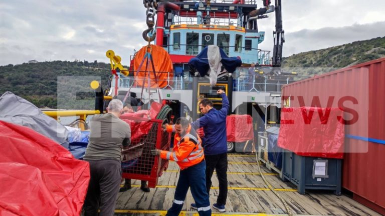 “Euroferry Olympia”: Η κάμερα της ΕΡΤ στα ειδικά σκάφη για την πυρόσβεση – απορρύπανση