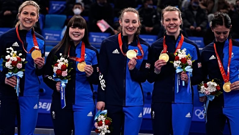 Χειμερινοί Ολυμπιακοί Αγώνες: Η Μ. Βρετανία κατέκτησε το χρυσό στο κέρλινγκ γυναικών (βίντεο)