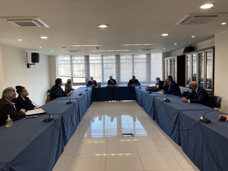 Στα 25 δις ο τζίρος του παρεμπορίου το 2019