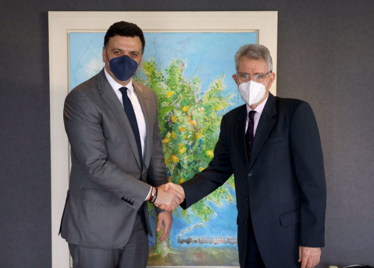 Συνάντηση Κικίλια-Πάιατ: Στις 7 Μαρτίου, νωρίτερα από κάθε άλλη χρονιά, ξεκινούν οι πτήσεις από τις ΗΠΑ