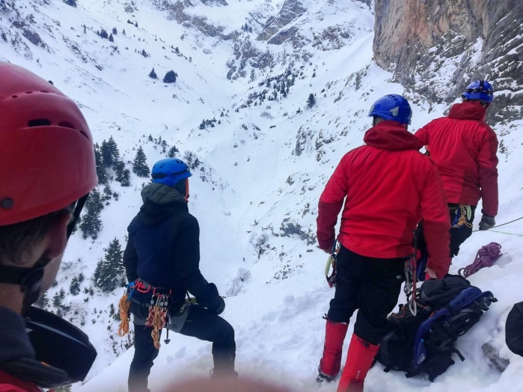 Δ/ντής Χιονοδρομικού Καλαβρύτων στο Πρώτο: Οι 3 ορειβάτες ήξεραν την περιοχή απ’ έξω – Ως εθελοντές βοηθούσαν πάντα (audio)