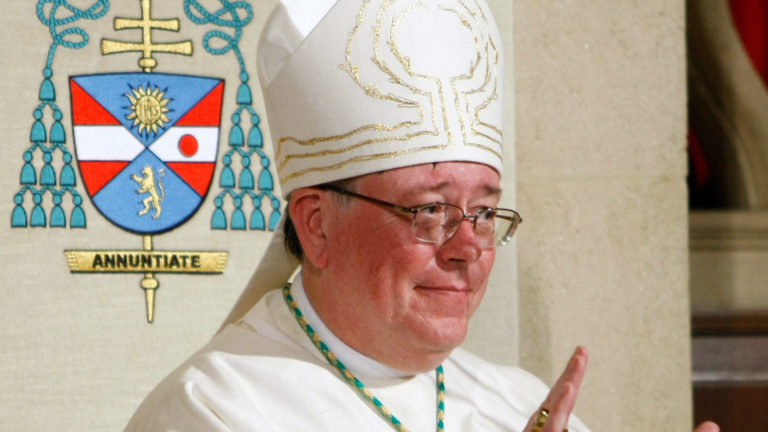 «Η Εκκλησία πρέπει να αλλάξει τη διδασκαλία για την ομοφυλοφιλία» λέει ο Αρχιεπίσκοπος Λουξεμβούργου