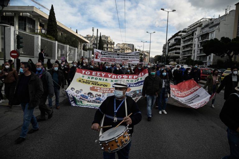 Νέα κινητοποίηση της ΠΟΕΔΗΝ με στάση εργασίας και πορείες σε Υπ. Υγείας και Βουλή