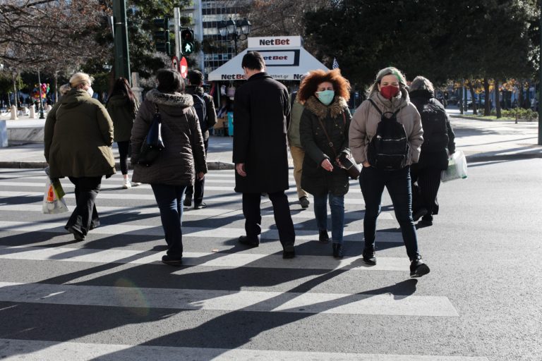 Πανδημία: Βήμα-βήμα η χαλάρωση -Τι θα συζητηθεί την Τετάρτη στην Επιτροπή (video)