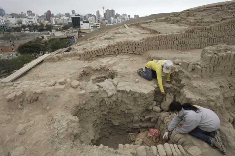 Περού: Αρχαιολογικά ευρήματα ηλικίας περίπου 1.200 ετών αποκαλύπτουν ήθη και έθιμα ταφικών τελετών