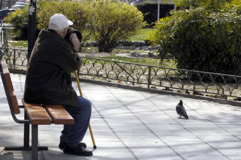 Πώς θα αποτυπωθούν οι αυξήσεις στις συντάξεις και σε ποιες κατηγορίες συνταξιούχων – Εργατολόγος εξηγεί (video)