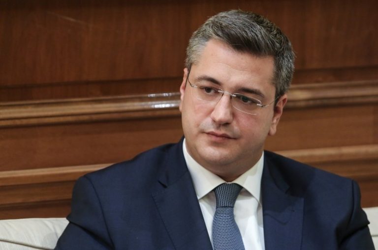 Τηλεφωνική επικοινωνία με τον δήμαρχο Κιέβου είχε ο Απόστολος Τζιτζικώστας