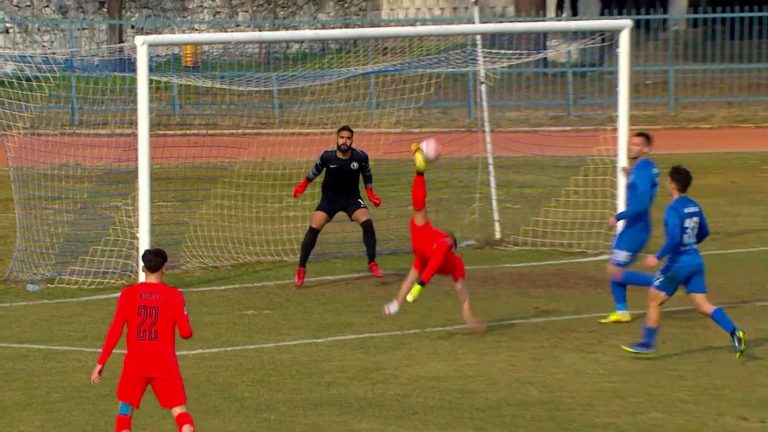 Τρομερό γκολ στην Super League 2: Ο Γιακουμάκης με ψαλιδάκι έκανε το 0-1 για τη Βέροια κόντρα στον Αλμωπό (vid)