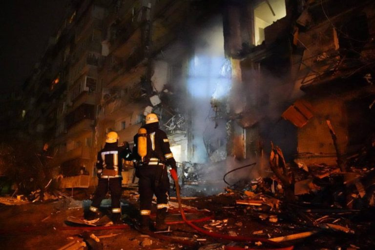 Ουκρανικό και όχι ρωσικό ήταν το αεροσκάφος που κατέπεσε στο Κίεβο κατά το Ρωσικό υπoυργείο Εθνικής Άμυνας