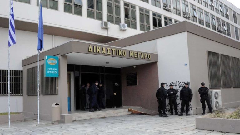 Πτολεμαΐδα: Σταθερή η κατάσταση της υγείας της 31χρονης που δέχθηκε επίθεση με αιχμηρό αντικείμενο – Στον Εισαγγελέα οι 3 συλληφθείσες