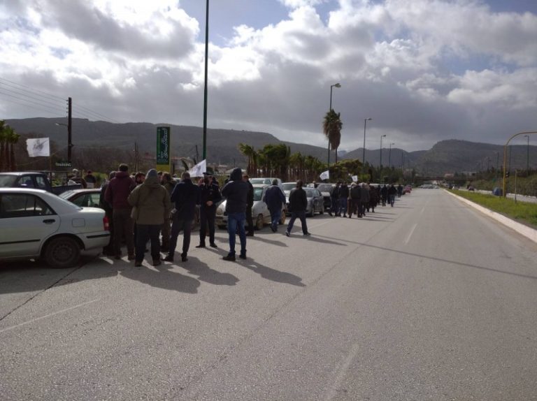 Συνεχίζουν τις κινητοποιήσεις τους οι αγρότες των Χανίων