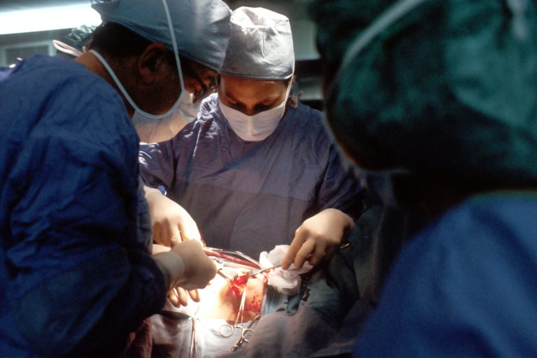 ΗΠΑ: Έκανε δωρεά νεφρού για μεταμόσχευση και στη συνέχεια τον χρέωσαν 13.000 δολάρια
