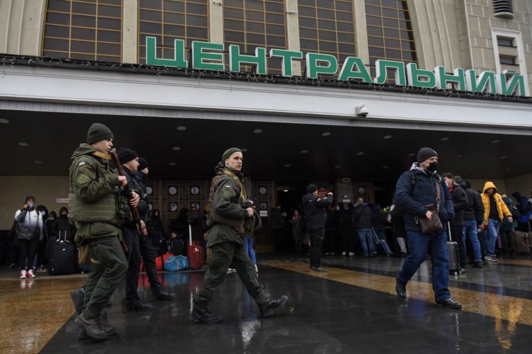 Κ. Ζαχαριάδης στο Πρώτο: Ευρώπη και Ελλάδα να συμβάλουν στην διπλωματική εκτόνωση της κατάστασης (audio)