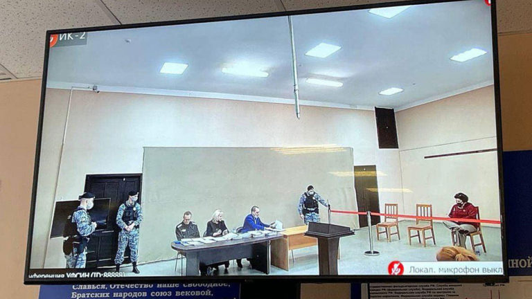Αλεξέι Ναβάλνι: «Είμαι κατά αυτού του πολέμου», δηλώνει ο φυλακισμένος ηγέτης της ρωσικής αντιπολίτευσης