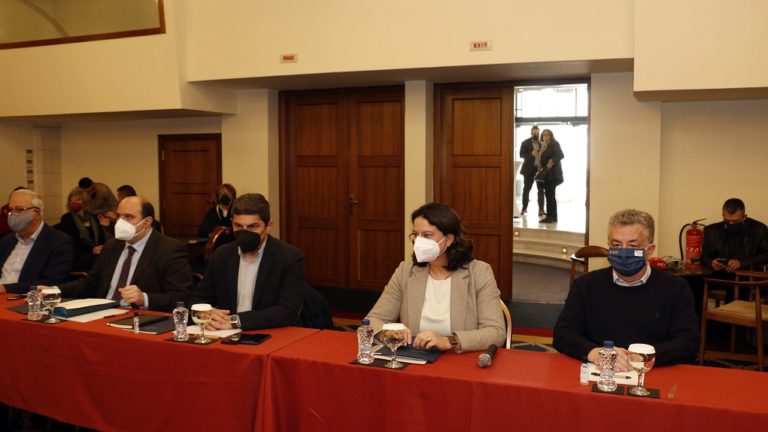 Σύσκεψη για τους σεισμόπληκτους του Αρκαλοχωρίου – Ανακοίνωση νέων μέτρων