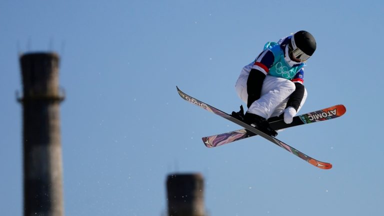 Χειμερινοί Ολυμπιακοί: Τα εντυπωσιακά run από Λεντέ και Γκρεμέντ στο ελεύθερο σκι γυναικών (videos)
