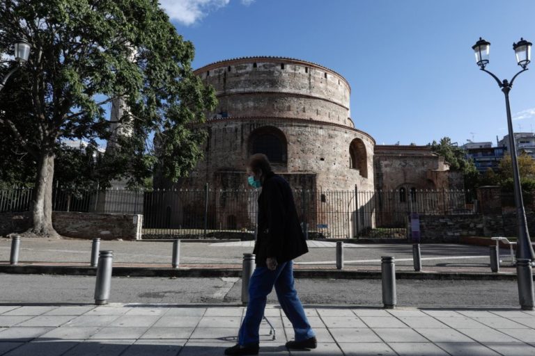 Κορονοϊός: 2.016 νέα κρούσματα στη Θεσσαλονίκη – 219 στην Πέλλα