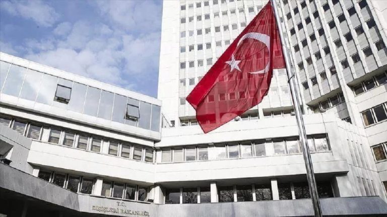 Tουρκία: Σοβαρή παραβίαση του διεθνούς δικαίου η ρωσική εισβολή