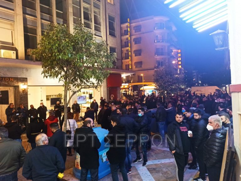 Σέρρες: Στις πλατείες των χωριών ετοιμάζονται να κατεβάσουν τα τρακτέρ τους οι αγρότες
