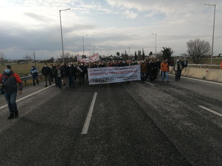 Κλιμάκωση των κινητοποιήσεων αποφάσισαν οι αγρότες στη Νίκαια Λάρισας