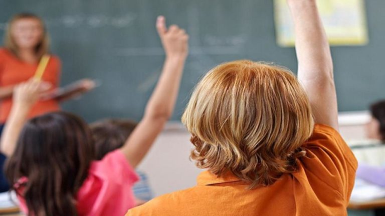 Λάρισα: Να μην προσμετρηθούν οι απουσίες των μαθητών Ρομά λόγω Covid-19 ζητούν οι δάσκαλοι